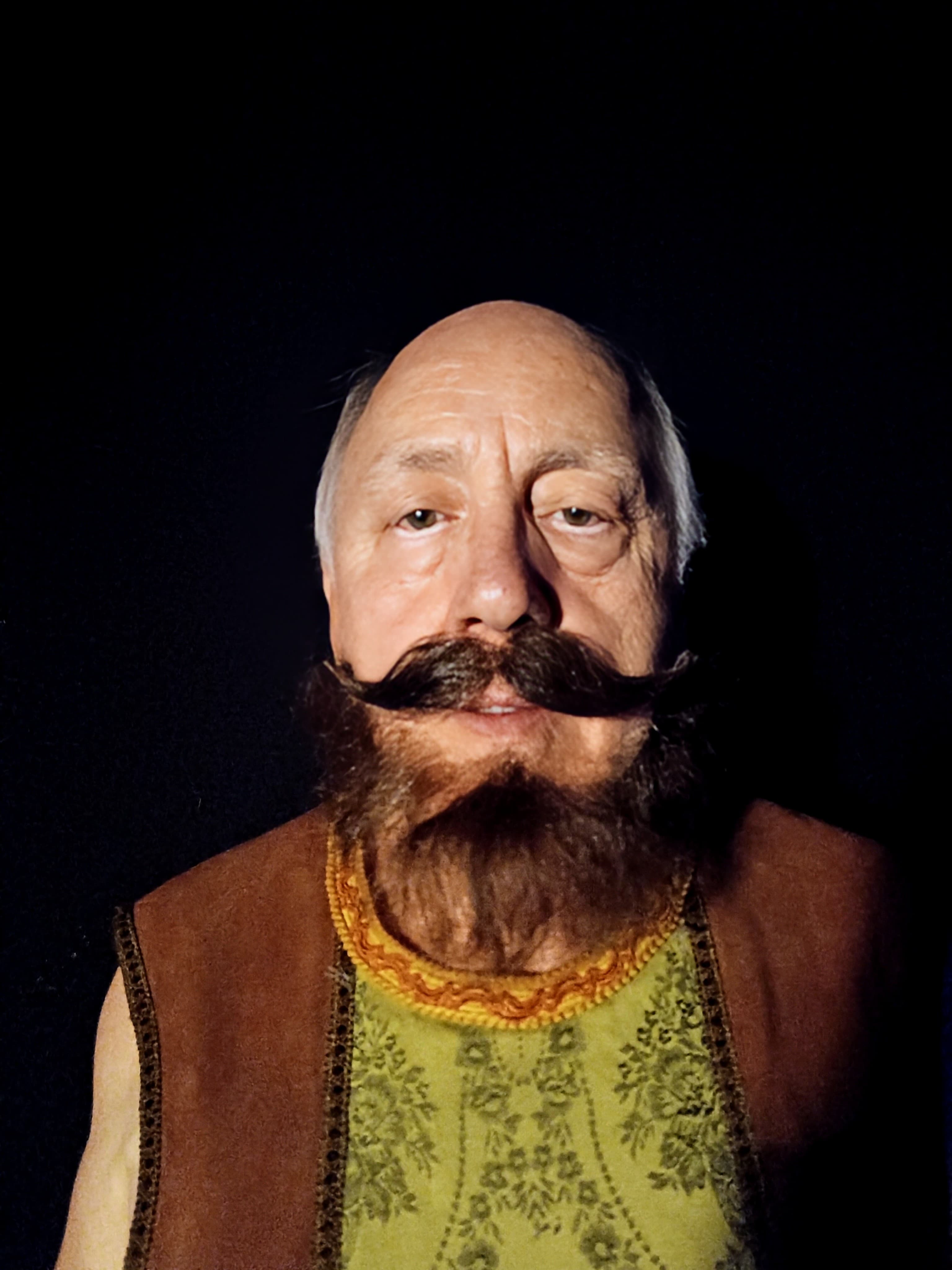 Bigote postizo para teatro