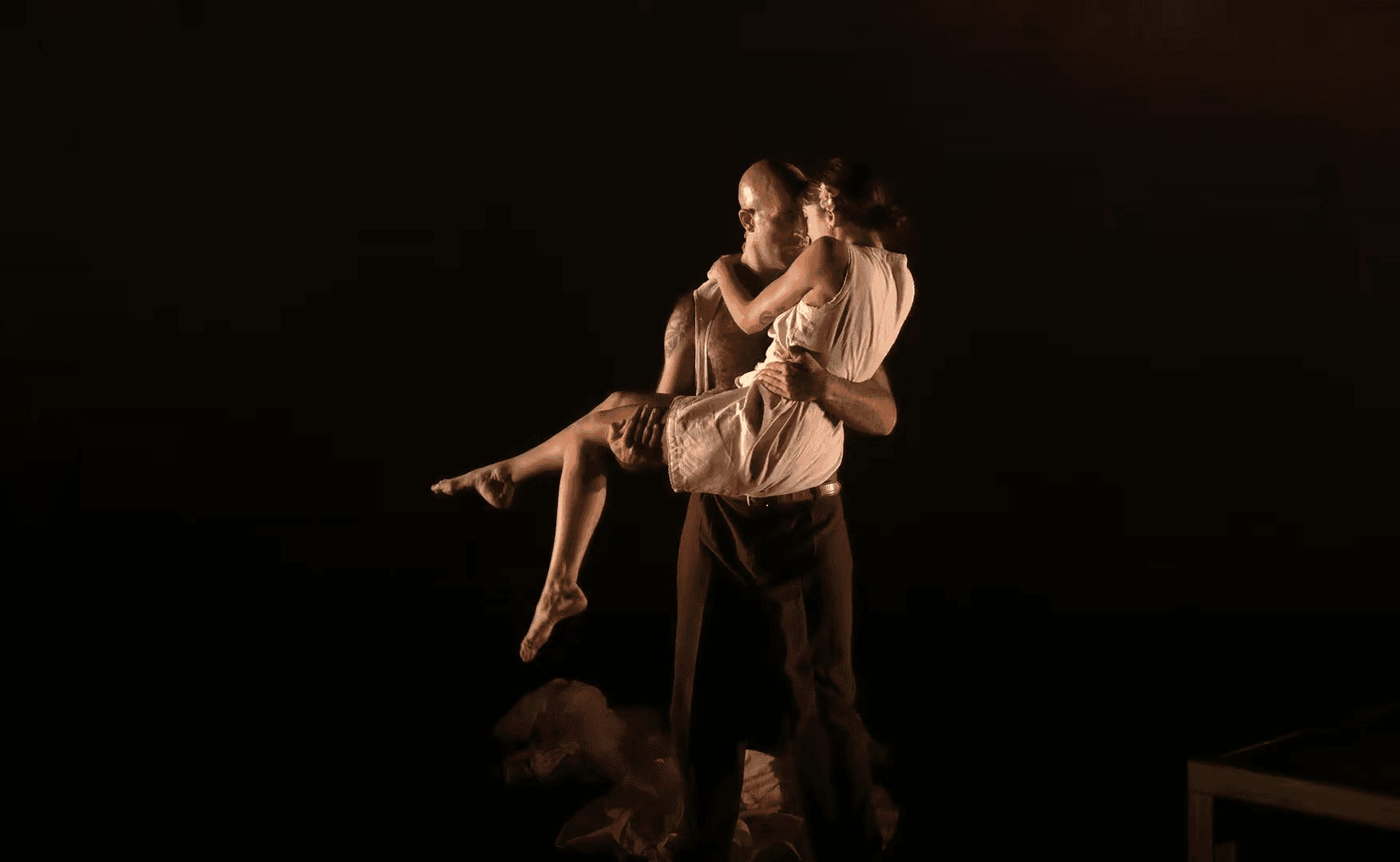 Maquilladora para "El hombre que soñaba con árboles"