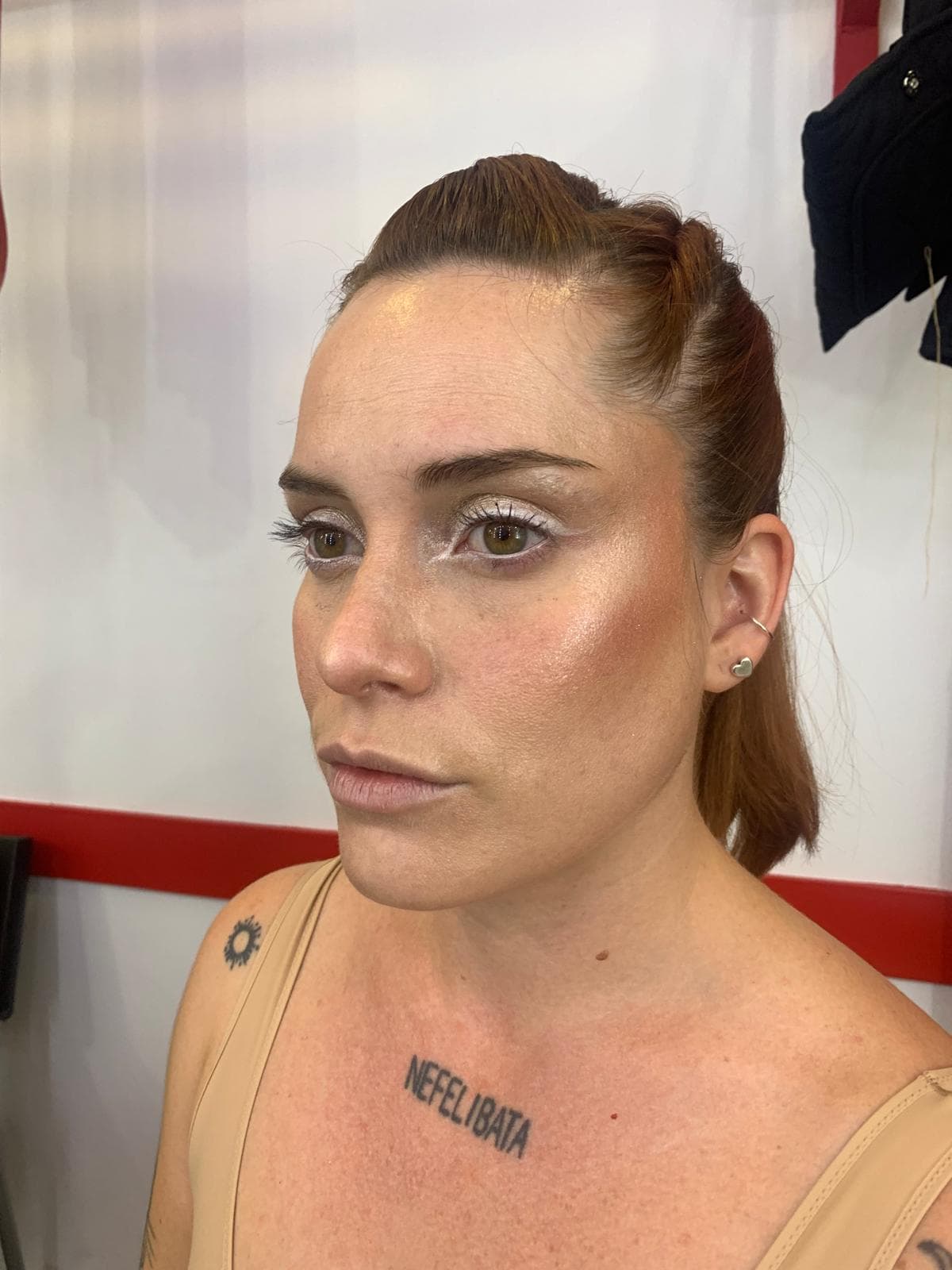 Mangata cuerpos a punto de explotar